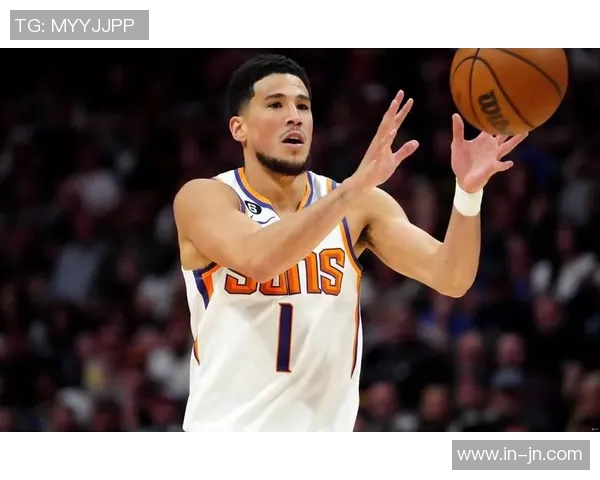 布克坦言首节表现不佳罚球问题持续困扰球队需咬牙坚持